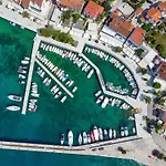 Ivana By Interhome Apartman